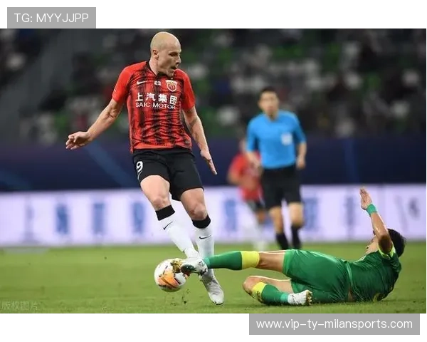 山东泰山外围重炮试探，皮球擦柱偏出惊出一身冷汗