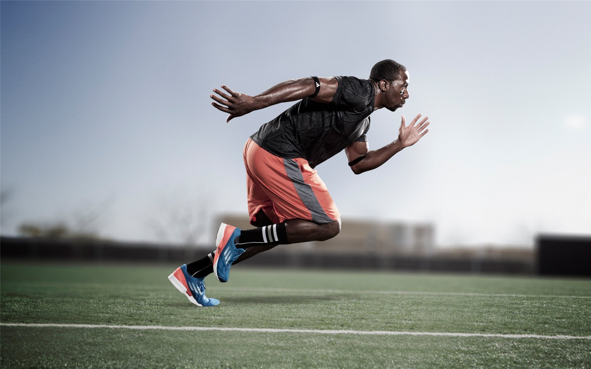 “彼得森的关键进球，助南非羚羊队战胜劲敌”